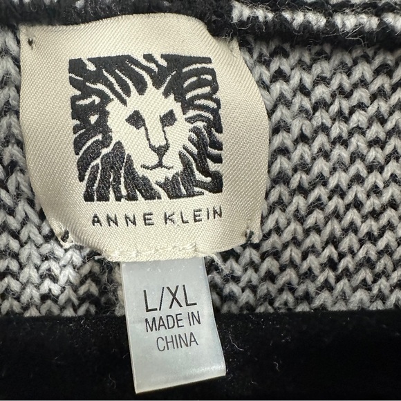 Anne Klein L/XL zip front cape/poncho, plaid, acrylic, layer, transitional - Picture 5 of 13